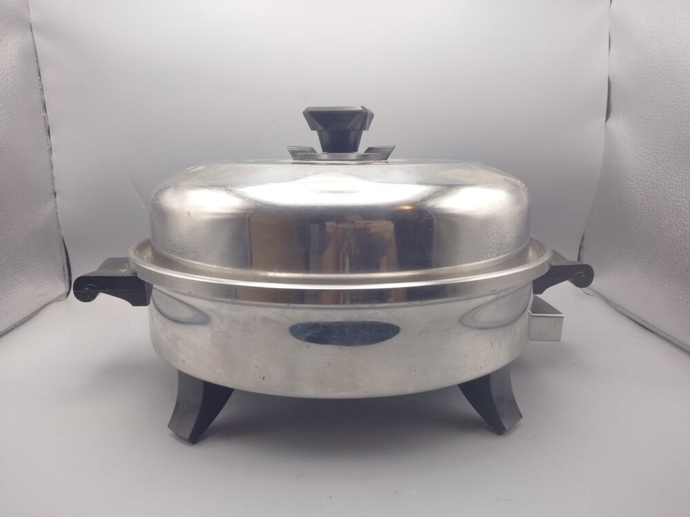 HEALTH CRAFT USA K7273 LIQUID CORE ELECTRIC SKILLET Domed Lid T-304 Surgical